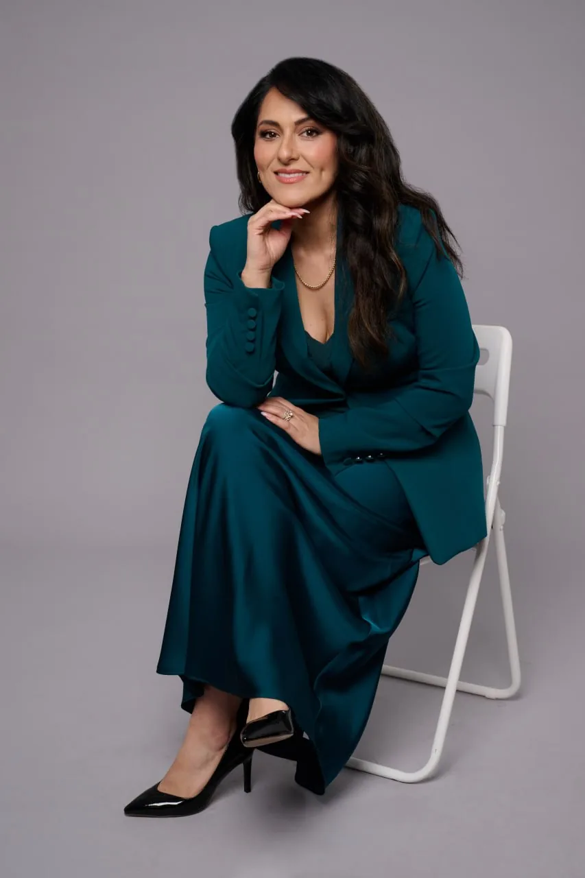 Mina Azarian, personal stylist and image consultant in Perth